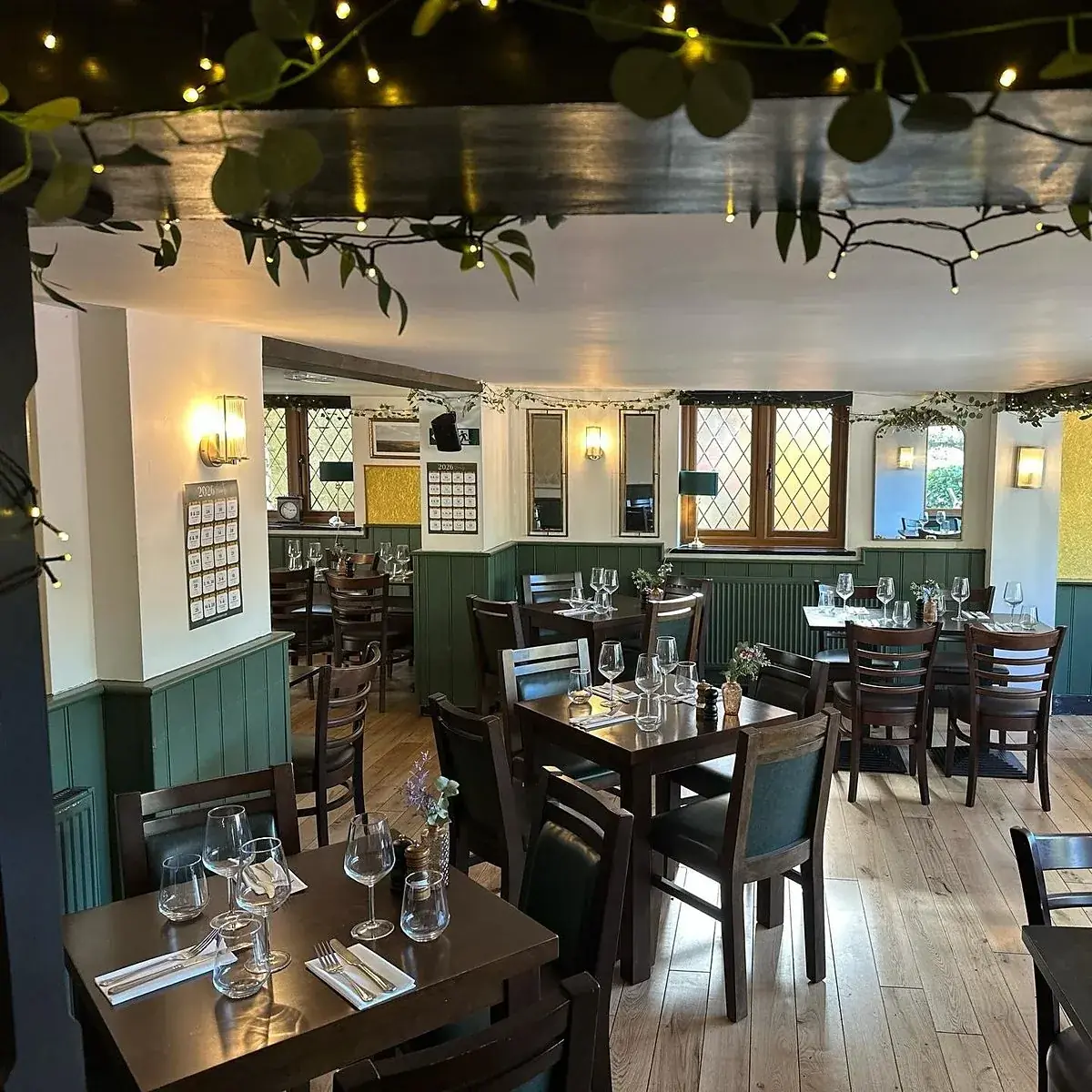 The Yew Tree dining room near Maidstone